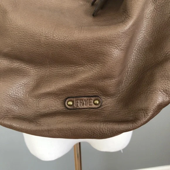 Frye Veronica Hobo leather shoulder bag, grey/brown - Picture 2 of 12